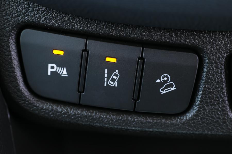  Vauxhall Mokka 2012 года  (фото 13 из 365)